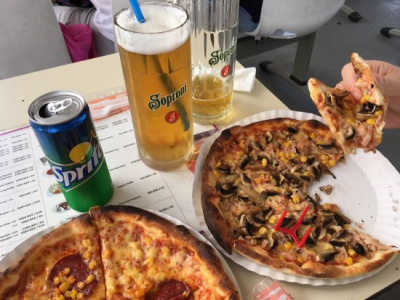 Pizza and beer cruise